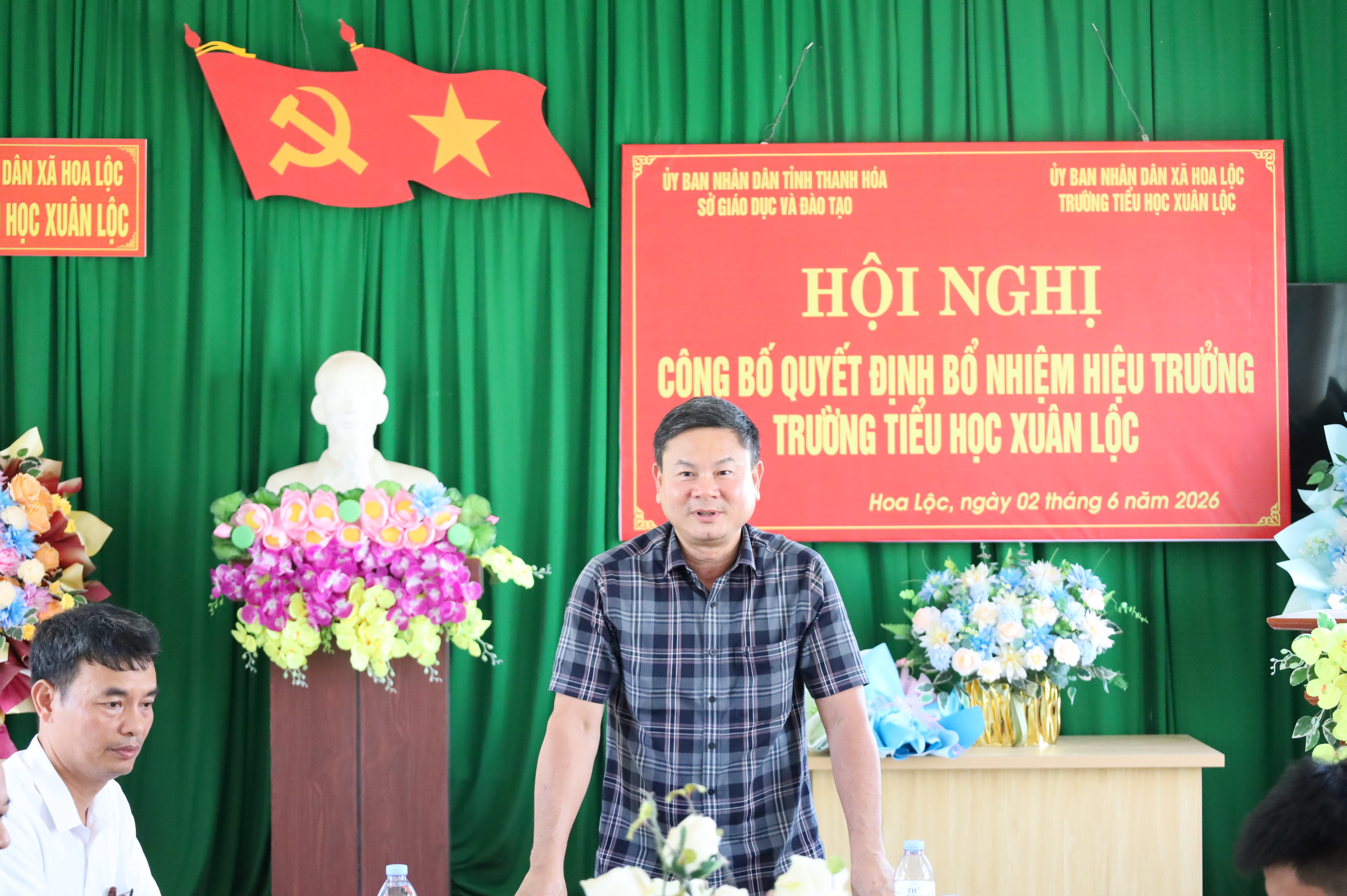 Anh-tin-bai